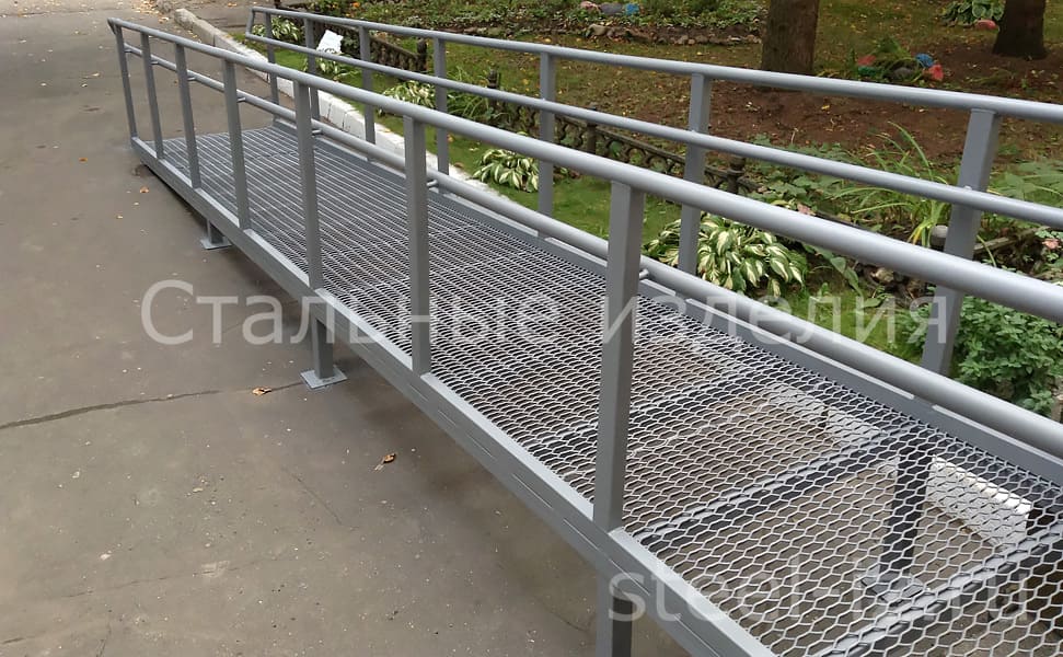 Поручни пандуса с непрерывным хватом — Ограждения пандусов в Волгограде